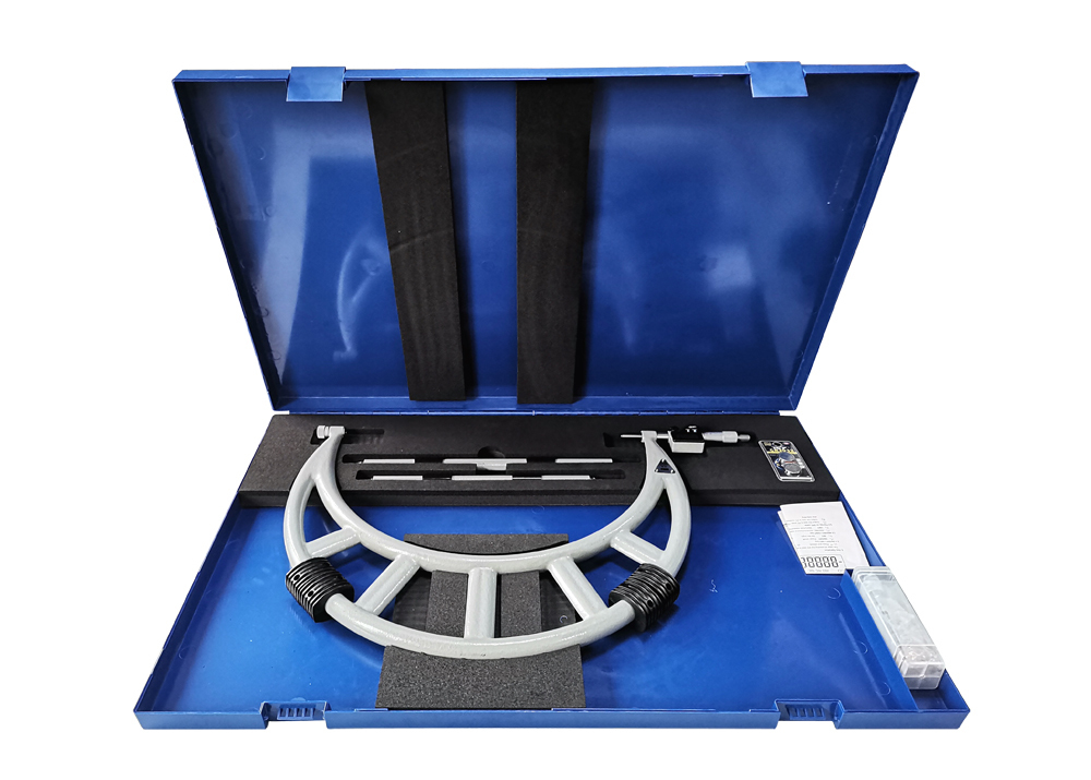 12-16″ Large Size Digital Outside Micrometer with Carbide Measuring Faces Provide Accuracy with IP65 Protection Degree