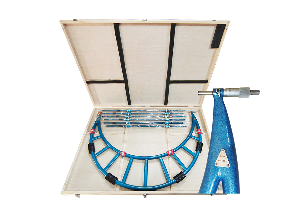 900-1050mm Outside Micrometer For Measuring Metal And Non-metal Workpieces With Interchangeable Anvils