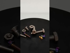 مرفق من التيتانيوم